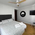 La Vaguada Apartment *