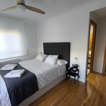 La Vaguada Apartment *